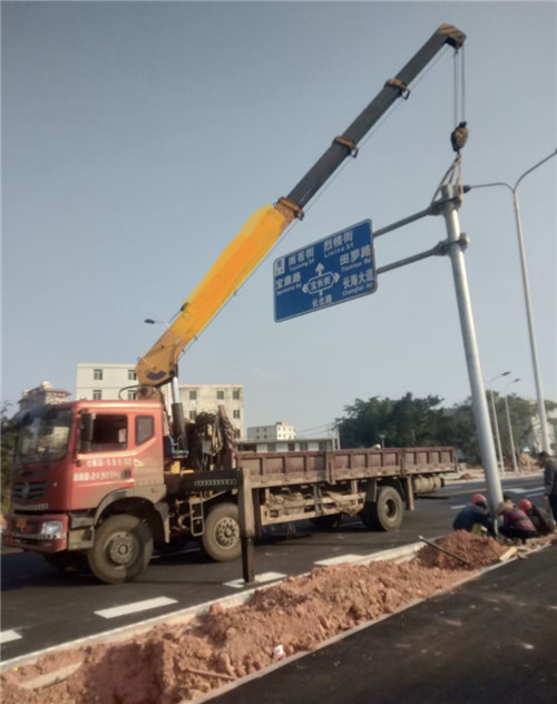 林甸县设备吊装租赁吊车要用多大吊车