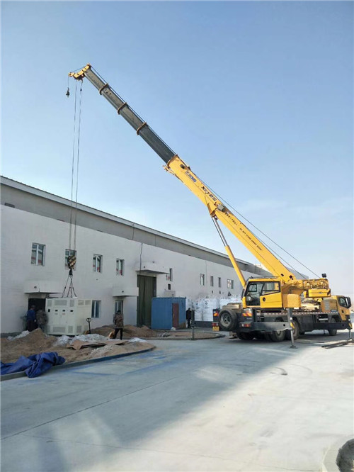 林甸县“超载就喊停”—— 吊车的 “重量保镖” 技术